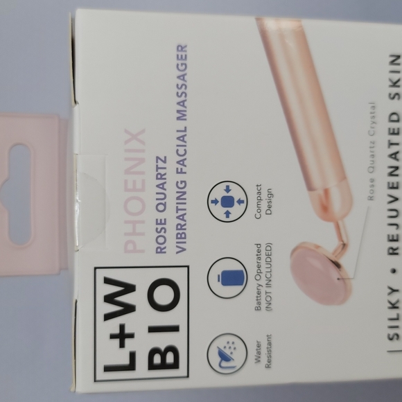 Luxe+Willow Bio Phoenix Rose Quartz Vibrating Facial Massager - Picture 10 of 16